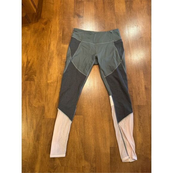 CALIA by Carrie Underwood Pants - Woman’s Calia by carrie Underwood workout pants